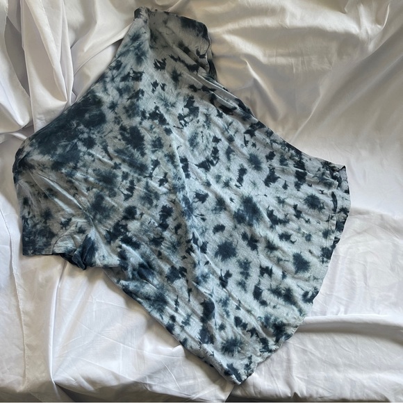 Torrid Blue Tie Dye Tee - Picture 3 of 4